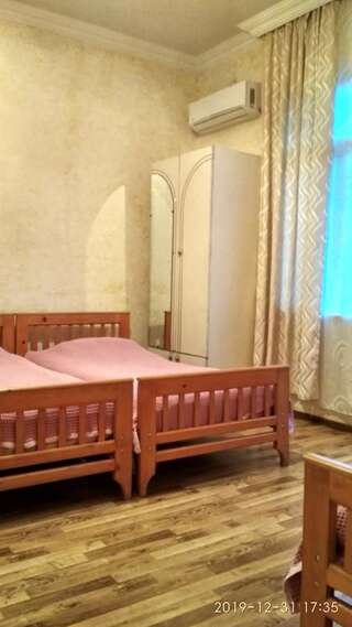 Гостевой дом Olesya Guesthouse Мцване-Концхи Трехместный номер с собственной ванной комнатой-5